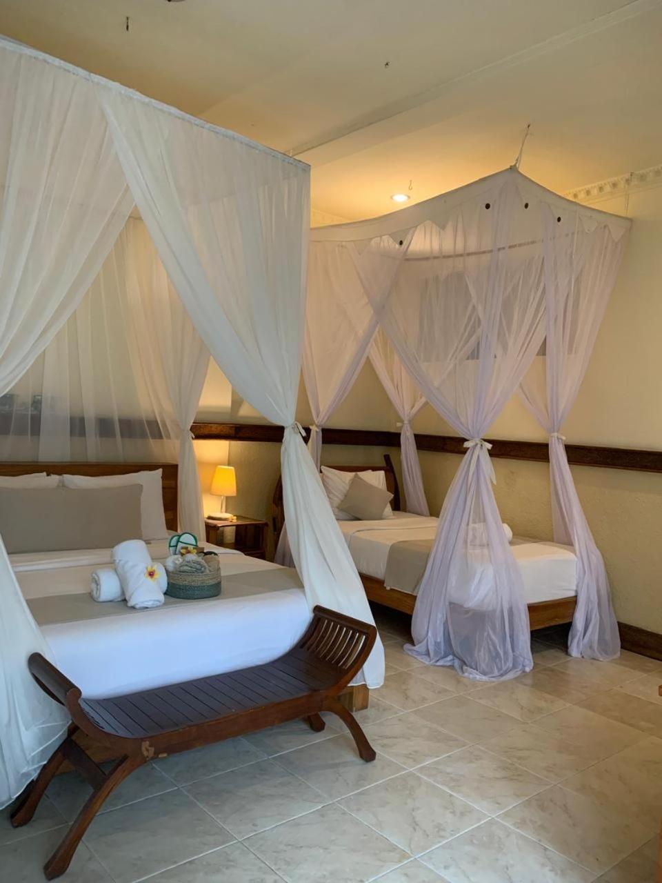 Ubud Aura Wellness Sanctuary Exterior photo